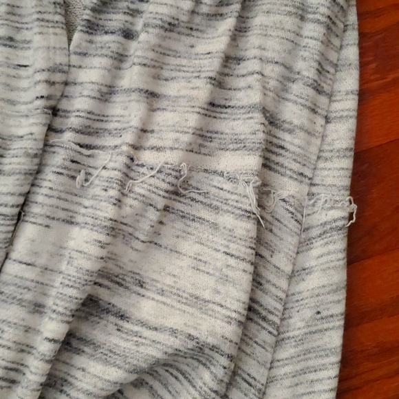 Andrew by unit vest - Picture 4 of 5